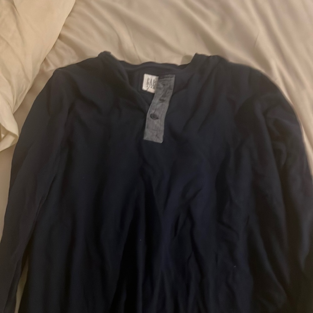 Gap Kids Black Long Sleeve T Shirt with 3 Buttons